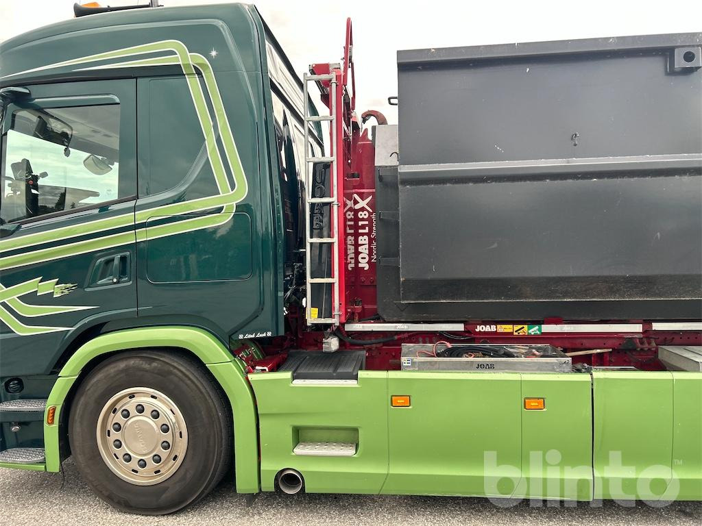 Camión multibasculante SCANIA