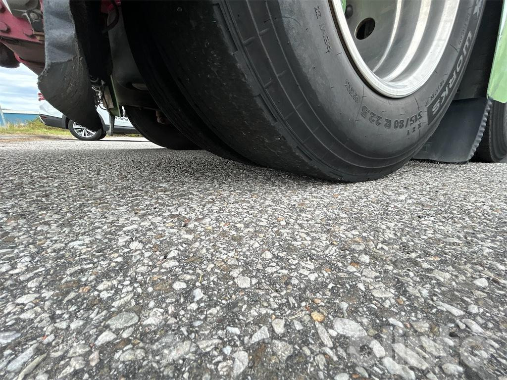 Camión multibasculante SCANIA