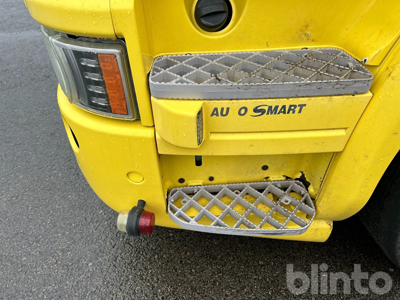 Camión multibasculante SCANIA