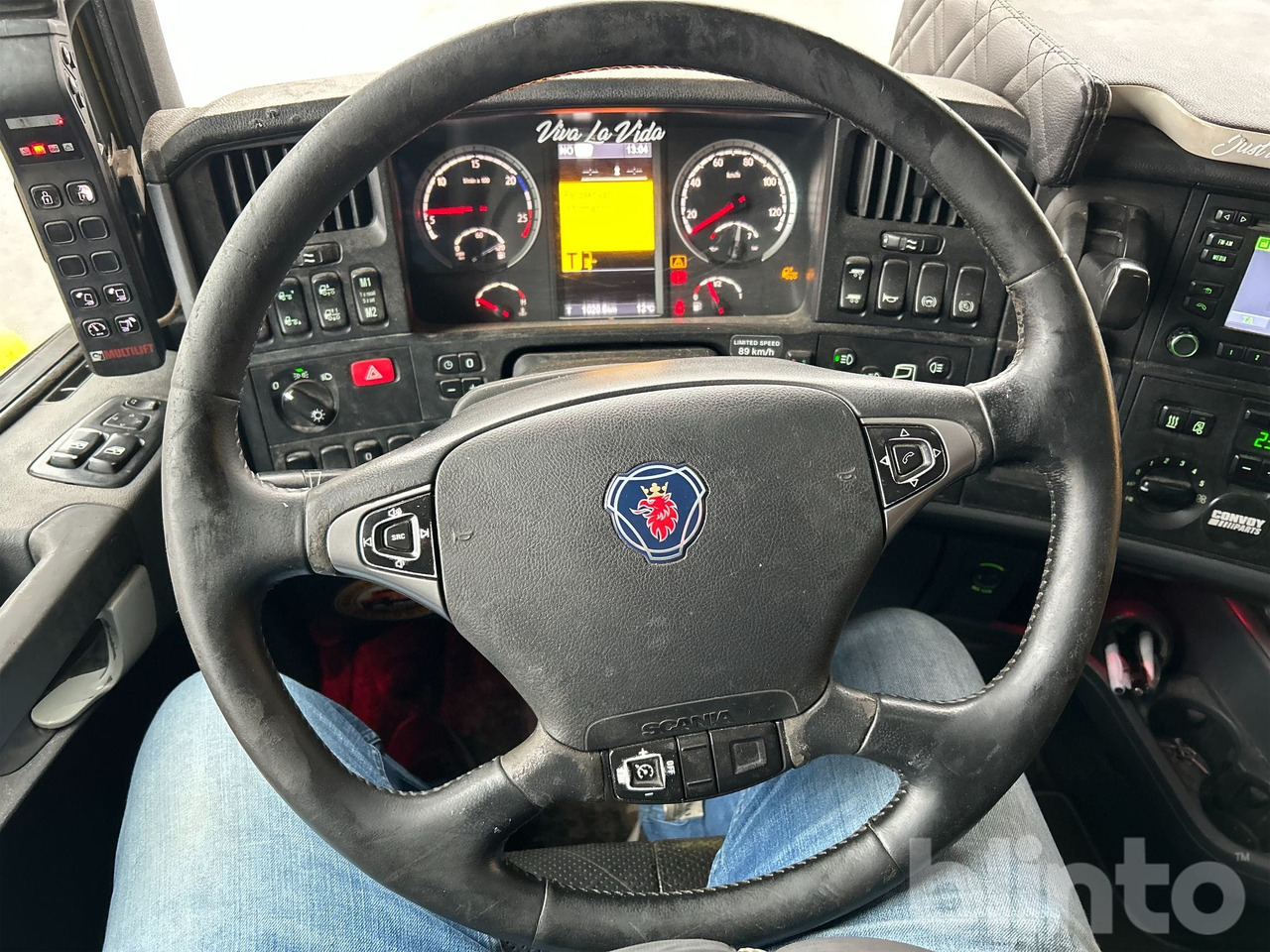 Camión multibasculante SCANIA