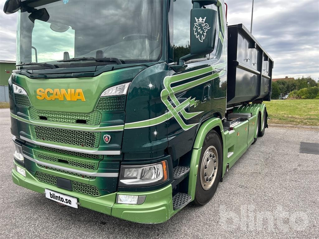Camión multibasculante SCANIA