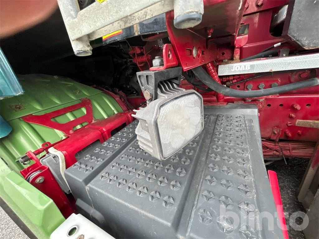 Camión multibasculante SCANIA