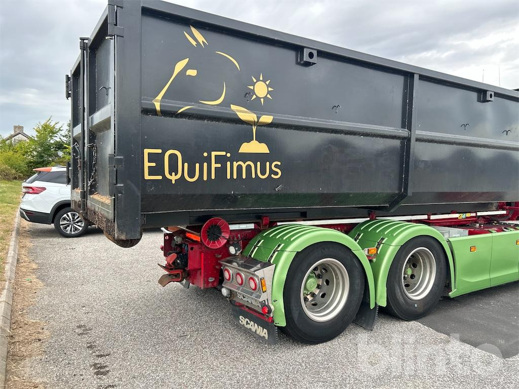 Camión multibasculante SCANIA