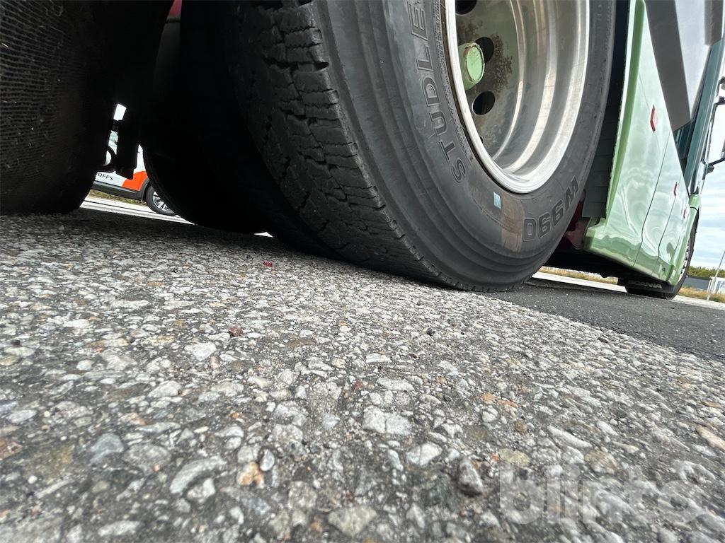 Camión multibasculante SCANIA