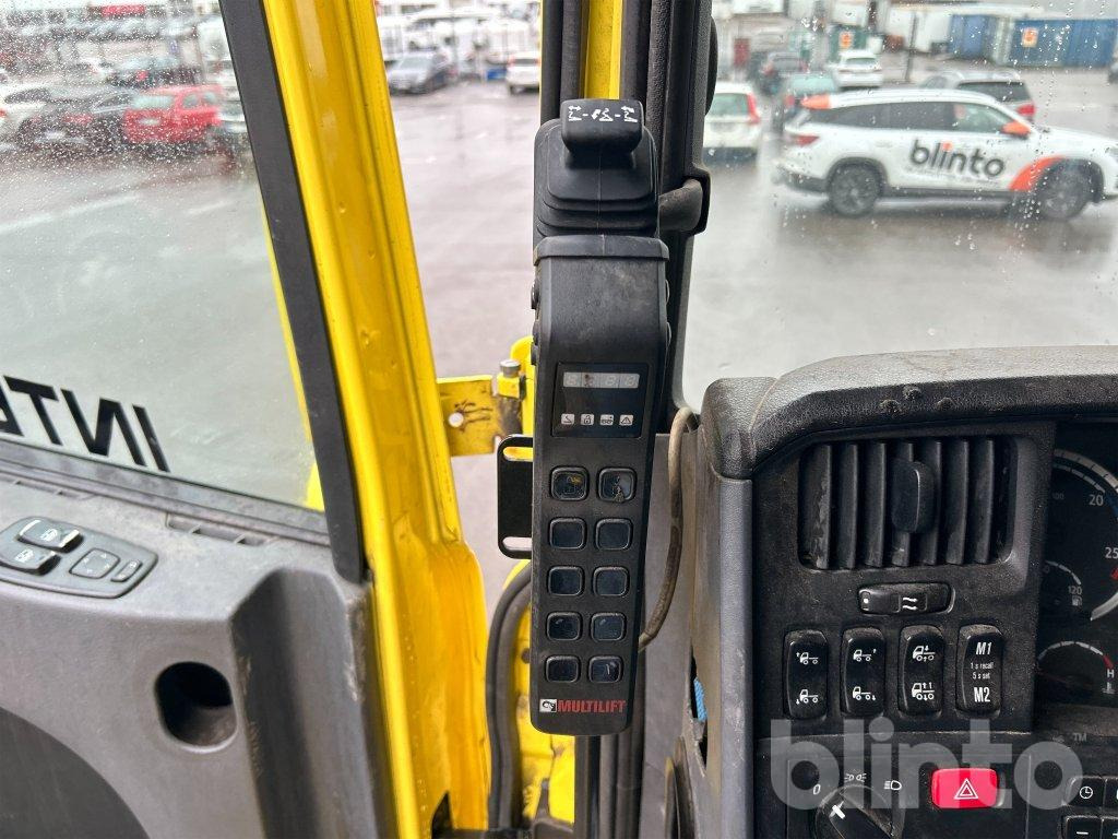 Camión multibasculante SCANIA