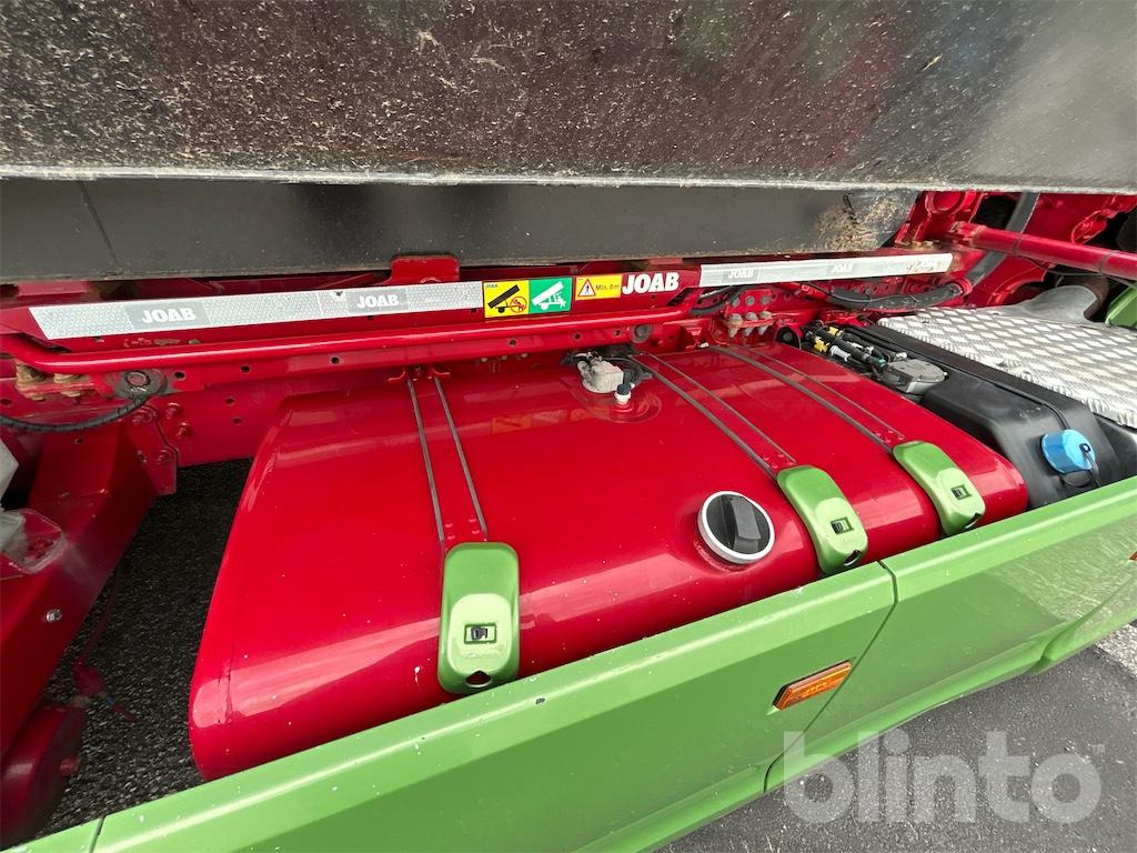 Camión multibasculante SCANIA