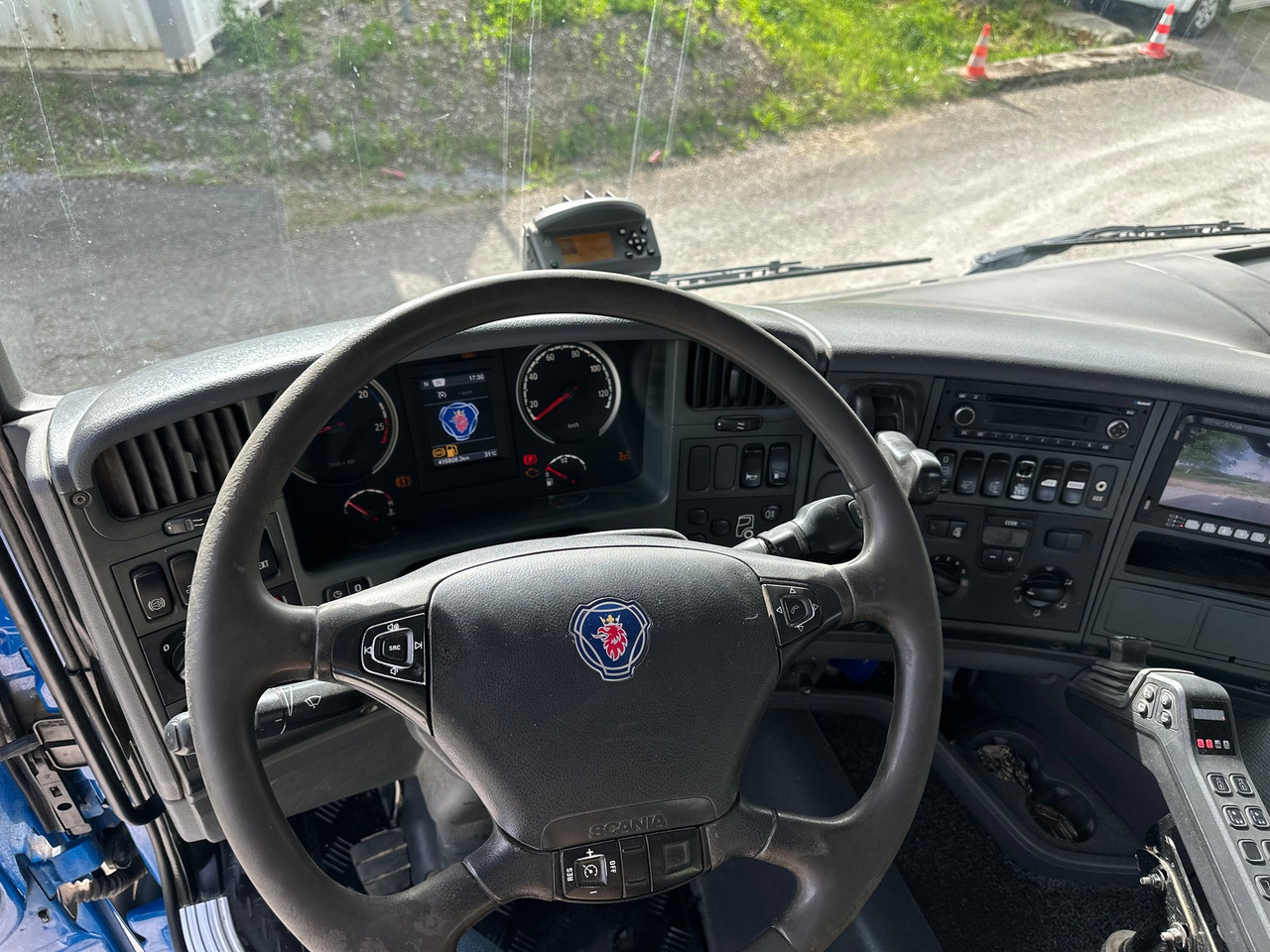 Camión multibasculante SCANIA G450 8x4 Abrollkipper