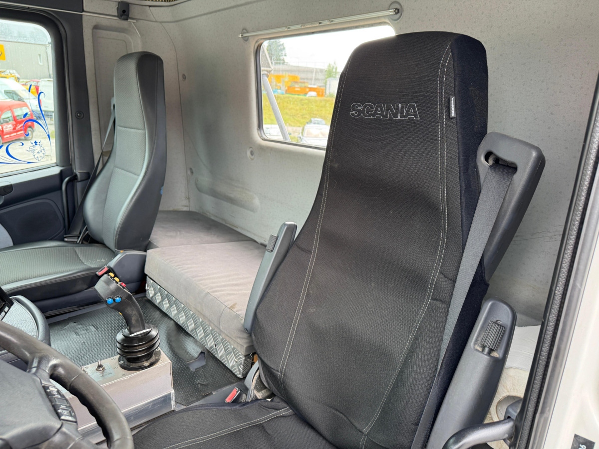 Camión multibasculante SCANIA G480 8x4 Sobag