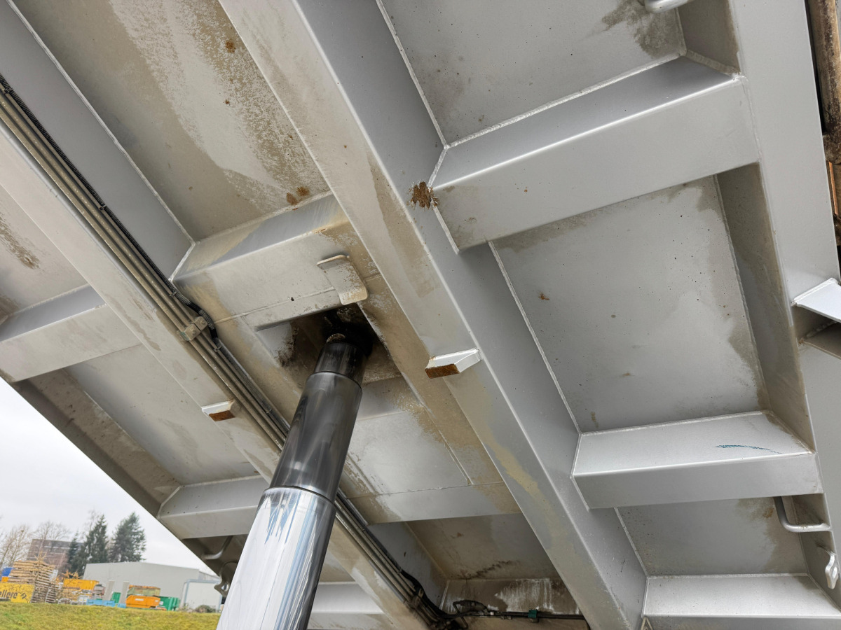 Camión multibasculante SCANIA G490 10x4 2S Moser