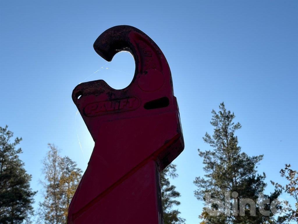 Camión multibasculante SCANIA P310DB6X2*4HNA