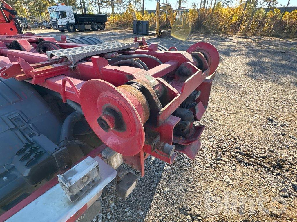 Camión multibasculante SCANIA P310DB6X2*4HNA