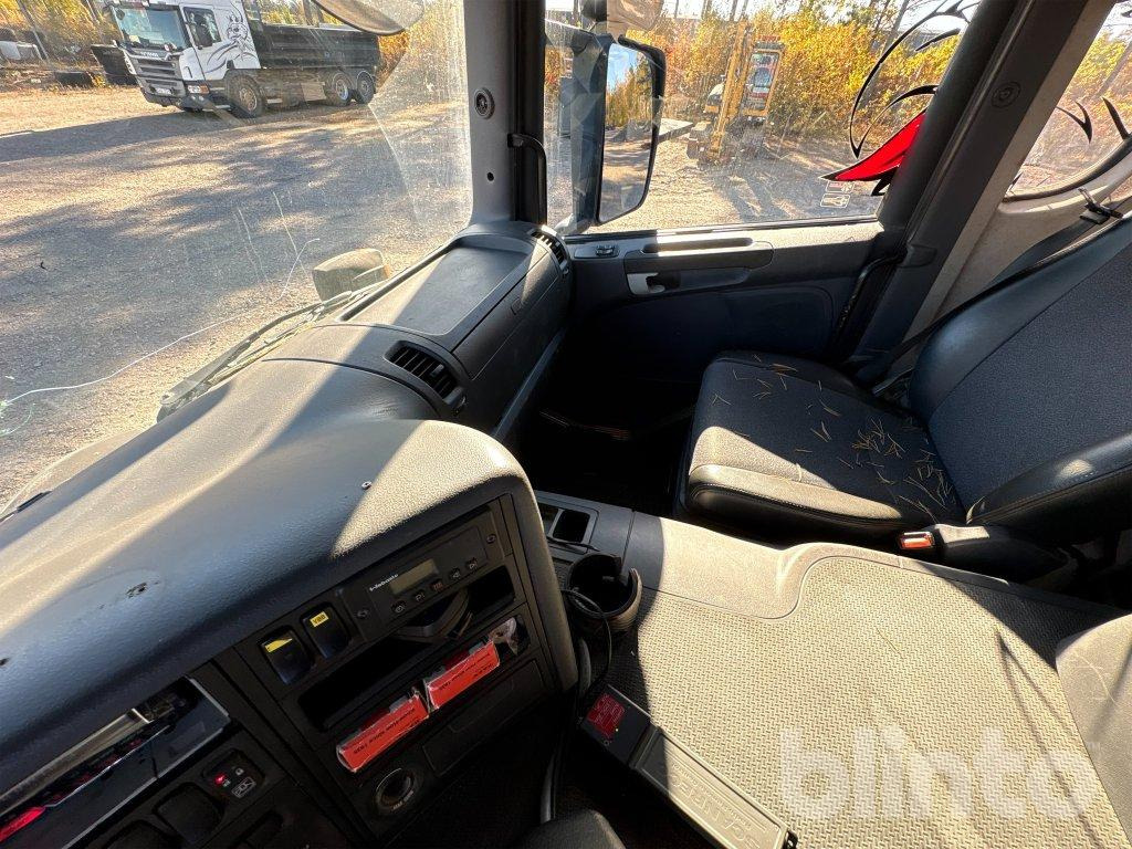 Camión multibasculante SCANIA P310DB6X2*4HNA