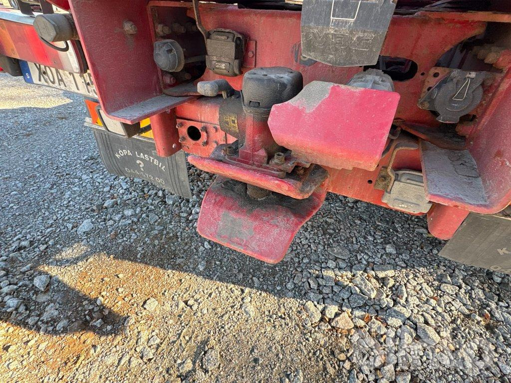 Camión multibasculante SCANIA P310DB6X2*4HNA