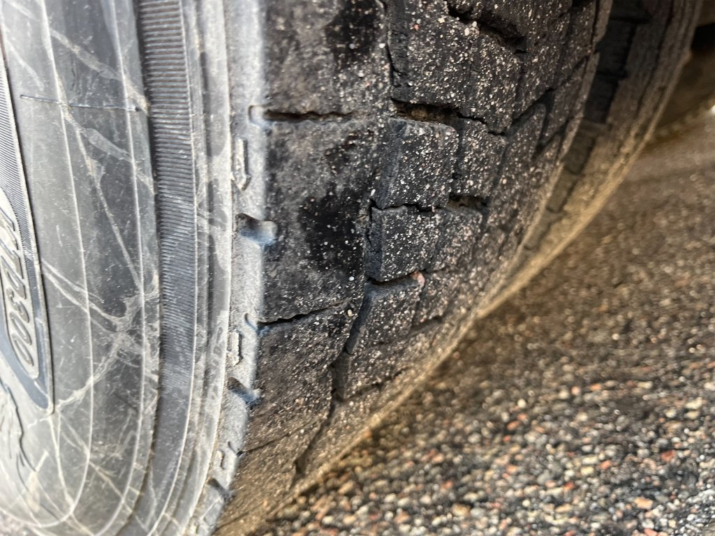 Camión multibasculante SCANIA R490LB6x2*4