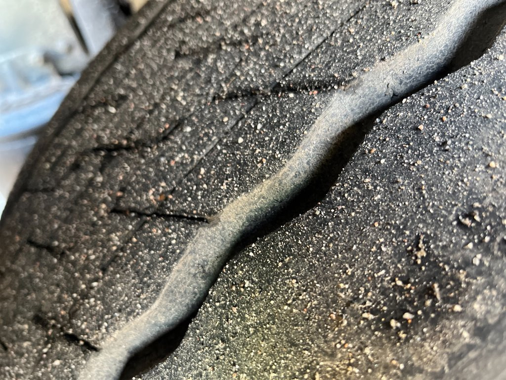 Camión multibasculante SCANIA R490LB6x2*4