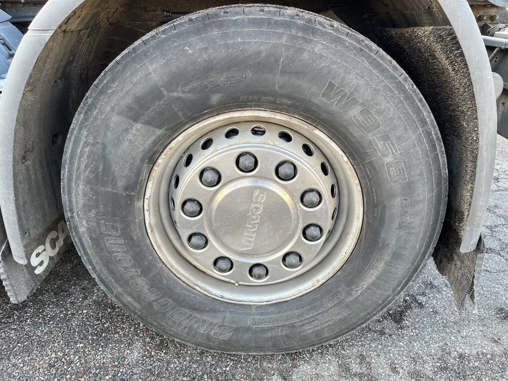 Camión multibasculante SCANIA R490LB6x2*4