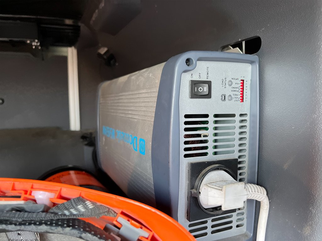 Camión multibasculante SCANIA R490LB6x2*4