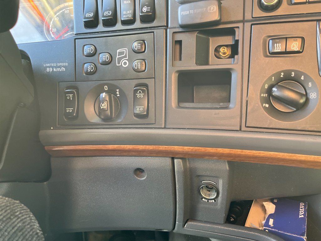 Camión multibasculante SCANIA R490LB6x2*4