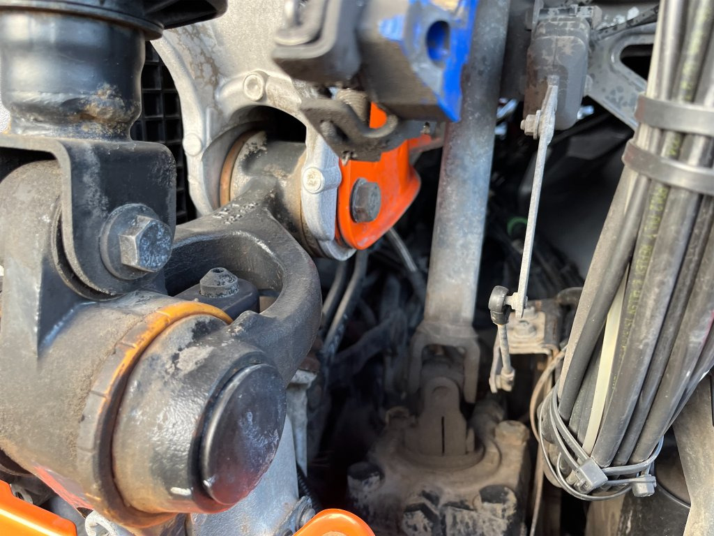 Camión multibasculante SCANIA R490LB6x2*4