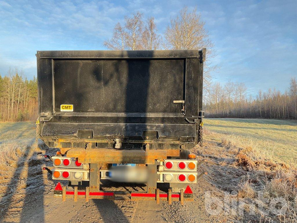 Camión multibasculante SCANIA R520LB8X4*4HNB