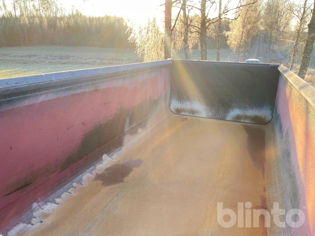 Camión multibasculante SCANIA R520LB8X4*4HNB