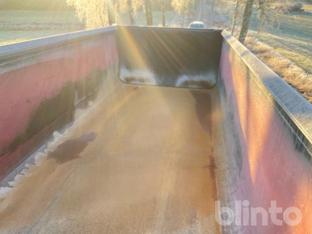 Camión multibasculante SCANIA R520LB8X4*4HNB