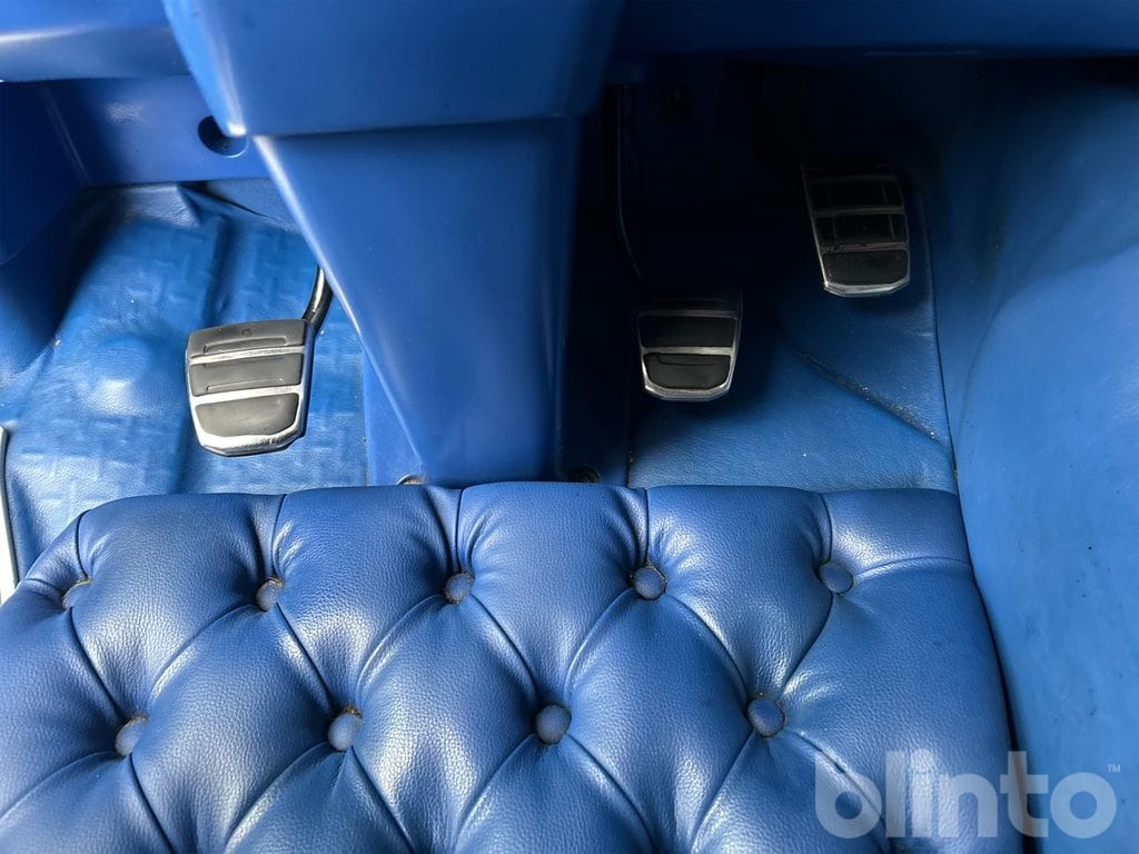 Camión multibasculante SCANIA R560LB 8X4*4 med JOAB 24T krok