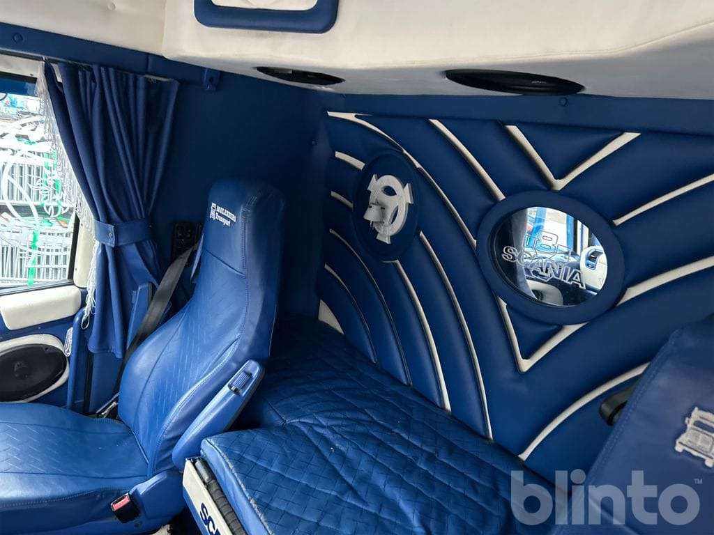 Camión multibasculante SCANIA R560LB 8X4*4 med JOAB 24T krok