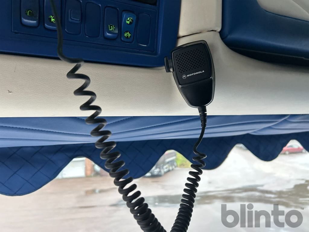 Camión multibasculante SCANIA R560LB 8X4*4 med JOAB 24T krok