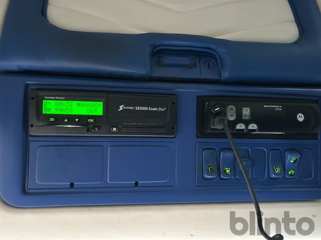 Camión multibasculante SCANIA R560LB 8X4*4 med JOAB 24T krok