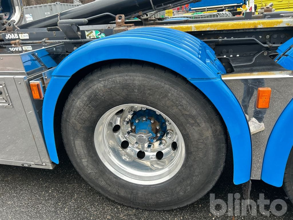 Camión multibasculante SCANIA R560LB 8X4*4 med JOAB 24T krok