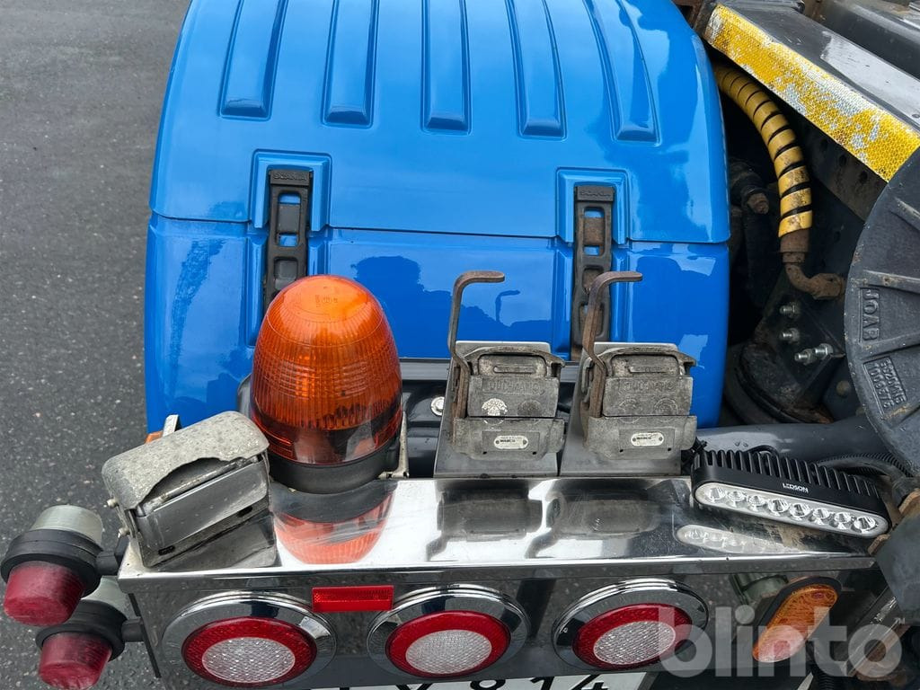 Camión multibasculante SCANIA R560LB 8X4*4 med JOAB 24T krok