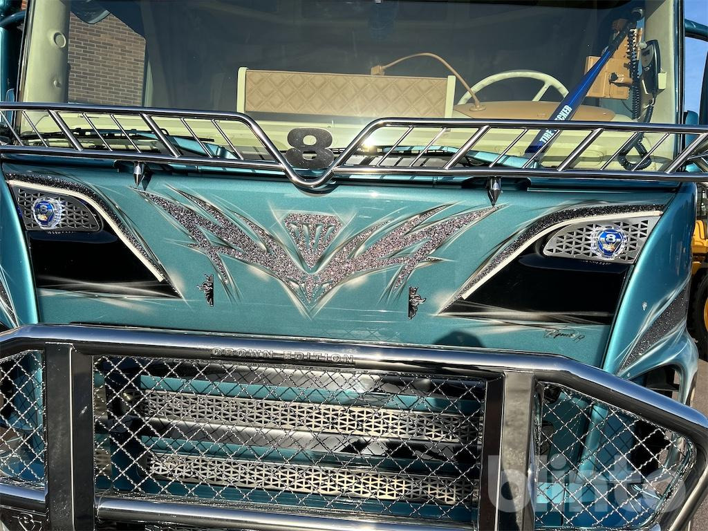 Camión multibasculante SCANIA R560LB 8X4 med HIAB 24T krok