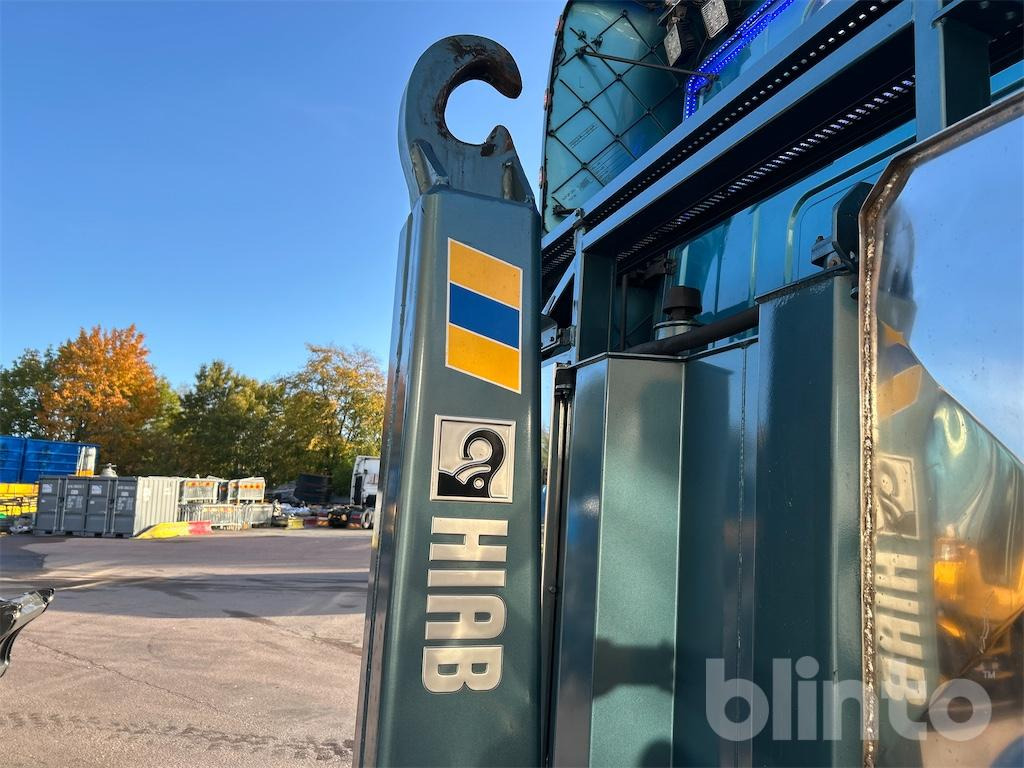 Camión multibasculante SCANIA R560LB 8X4 med HIAB 24T krok