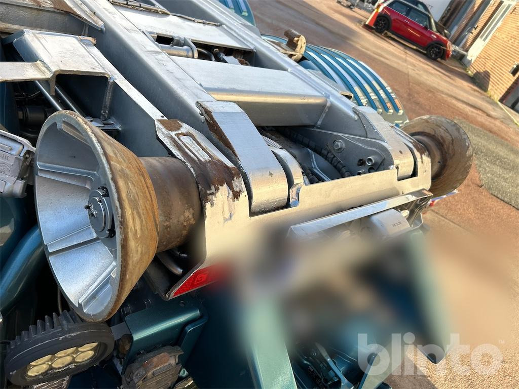 Camión multibasculante SCANIA R560LB 8X4 med HIAB 24T krok