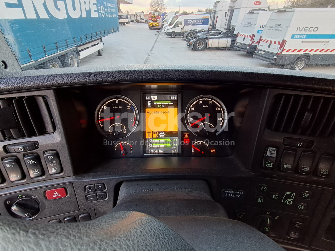 Camión multibasculante SCANIA R580.26 ejes 6x2*4