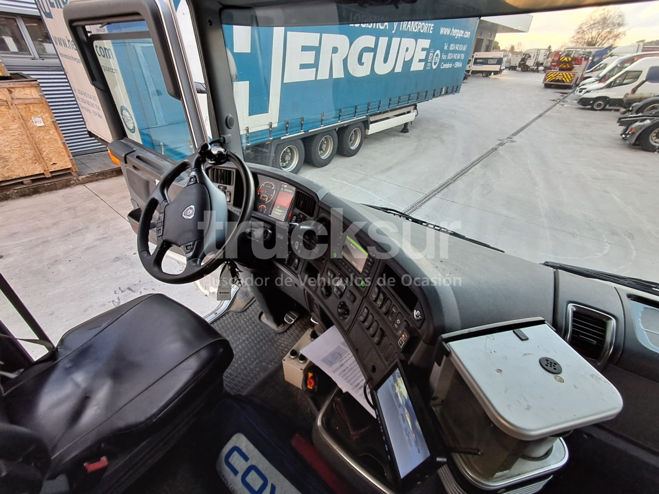 Camión multibasculante SCANIA R580.26 ejes 6x2*4