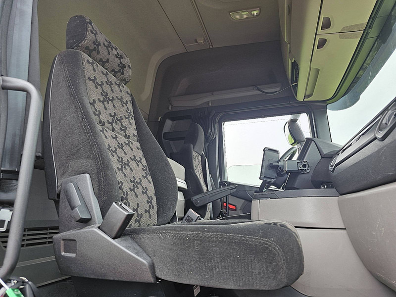 Camión multibasculante Scania G450 6X2 NB VDL HOOKLIFT