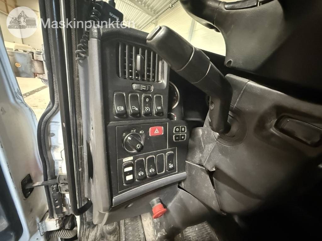 Camión multibasculante Scania Lastväxlare