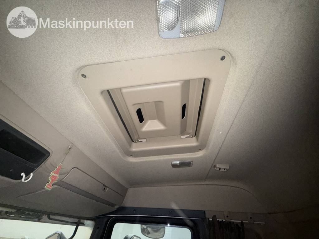 Camión multibasculante Scania Lastväxlare