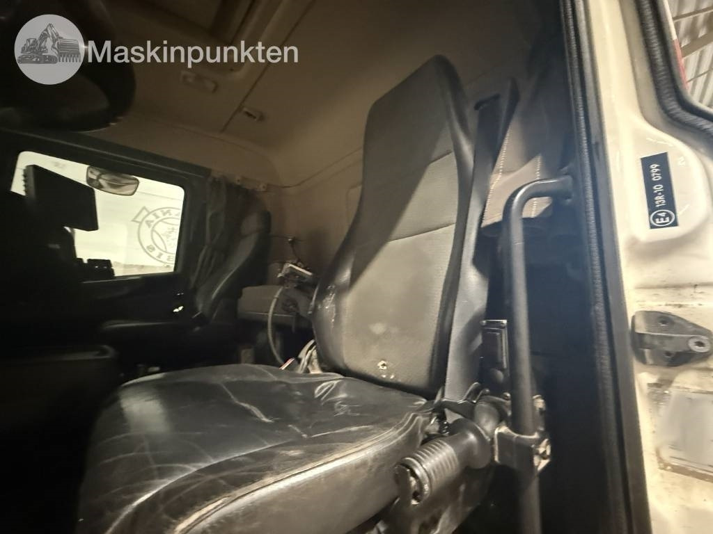 Camión multibasculante Scania Lastväxlare