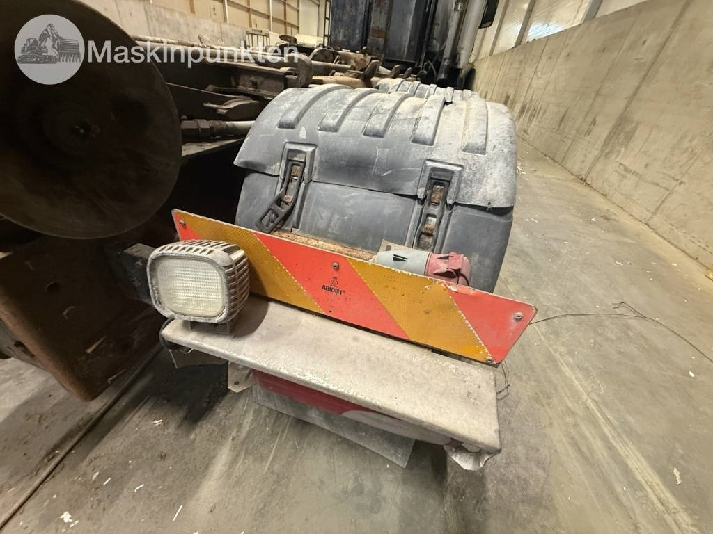 Camión multibasculante Scania Lastväxlare