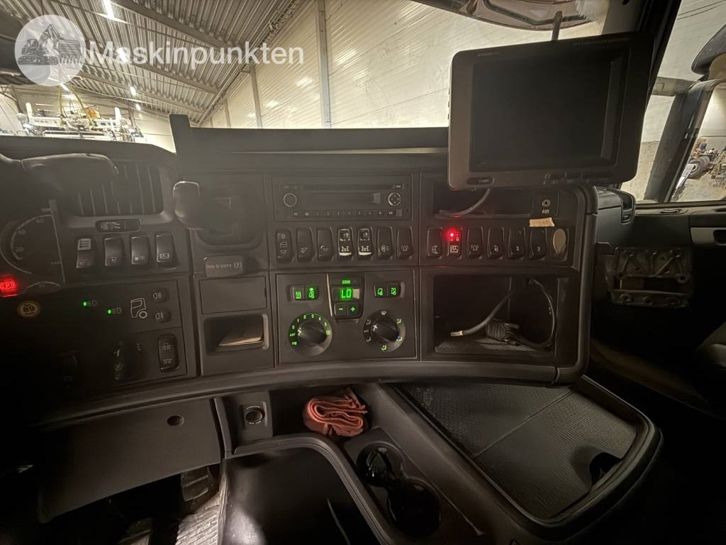 Camión multibasculante Scania Lastväxlare