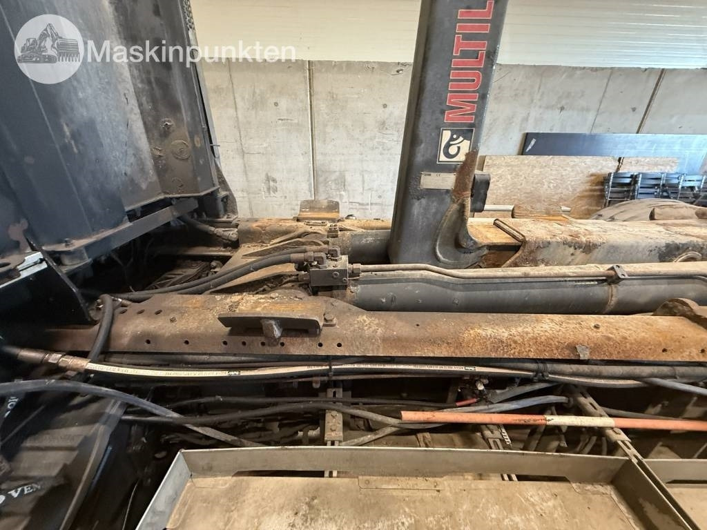 Camión multibasculante Scania Lastväxlare