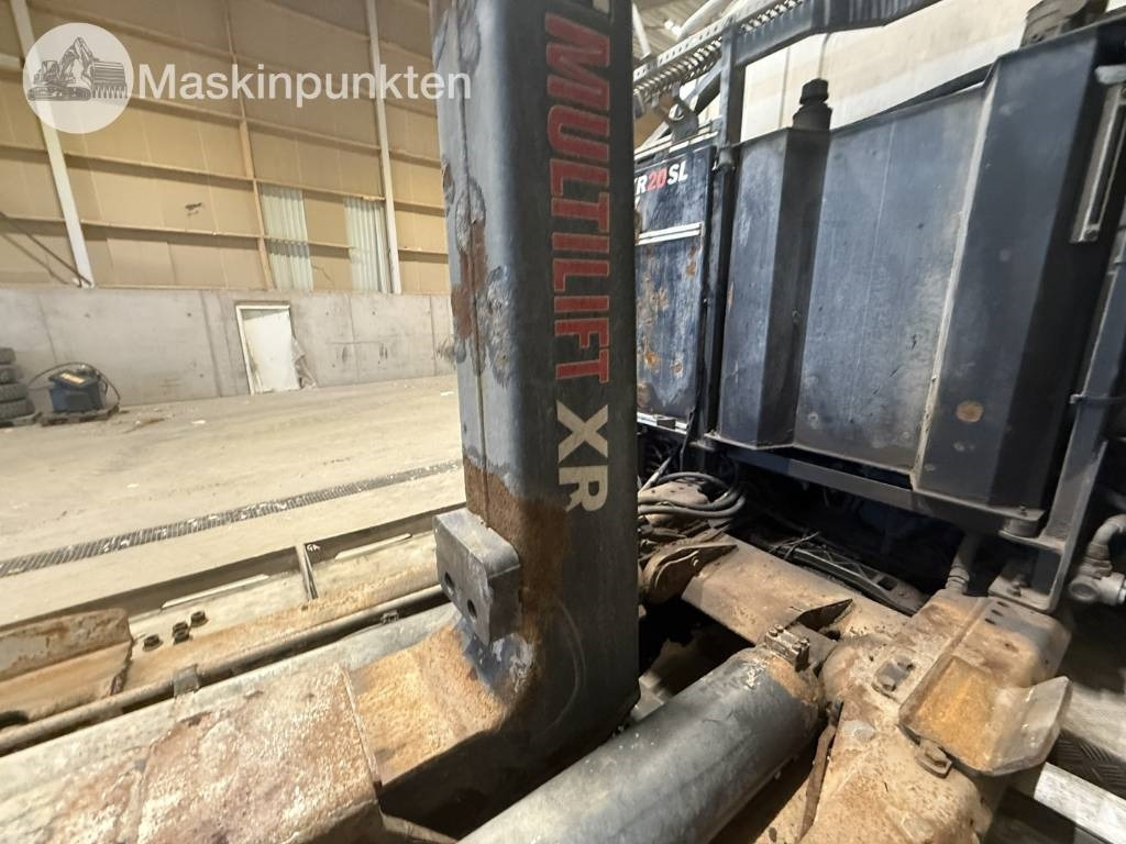 Camión multibasculante Scania Lastväxlare