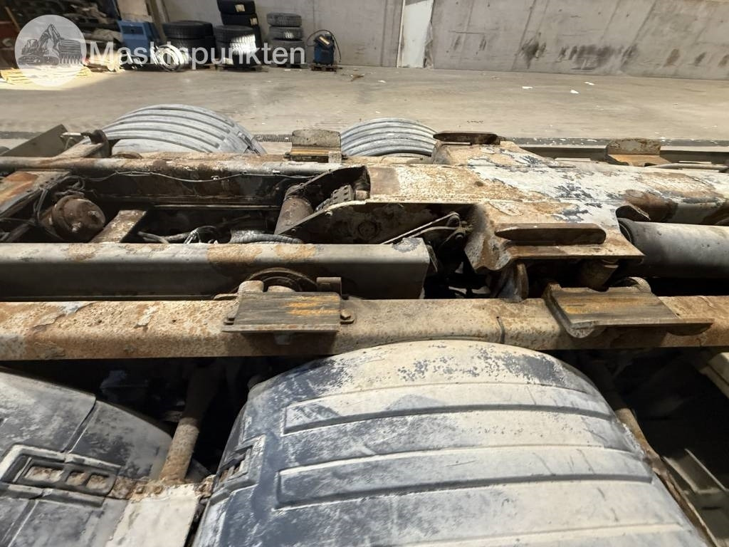 Camión multibasculante Scania Lastväxlare