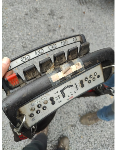 Camión multibasculante Scania P360 8x2 Tridem container Crane HIAB 244