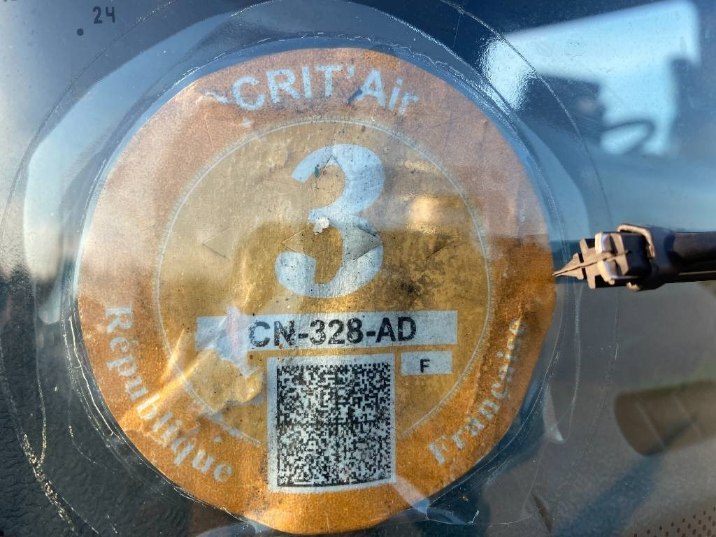 Camión multibasculante Scania P360/HYVALIFT/HIAB 144B a réparer