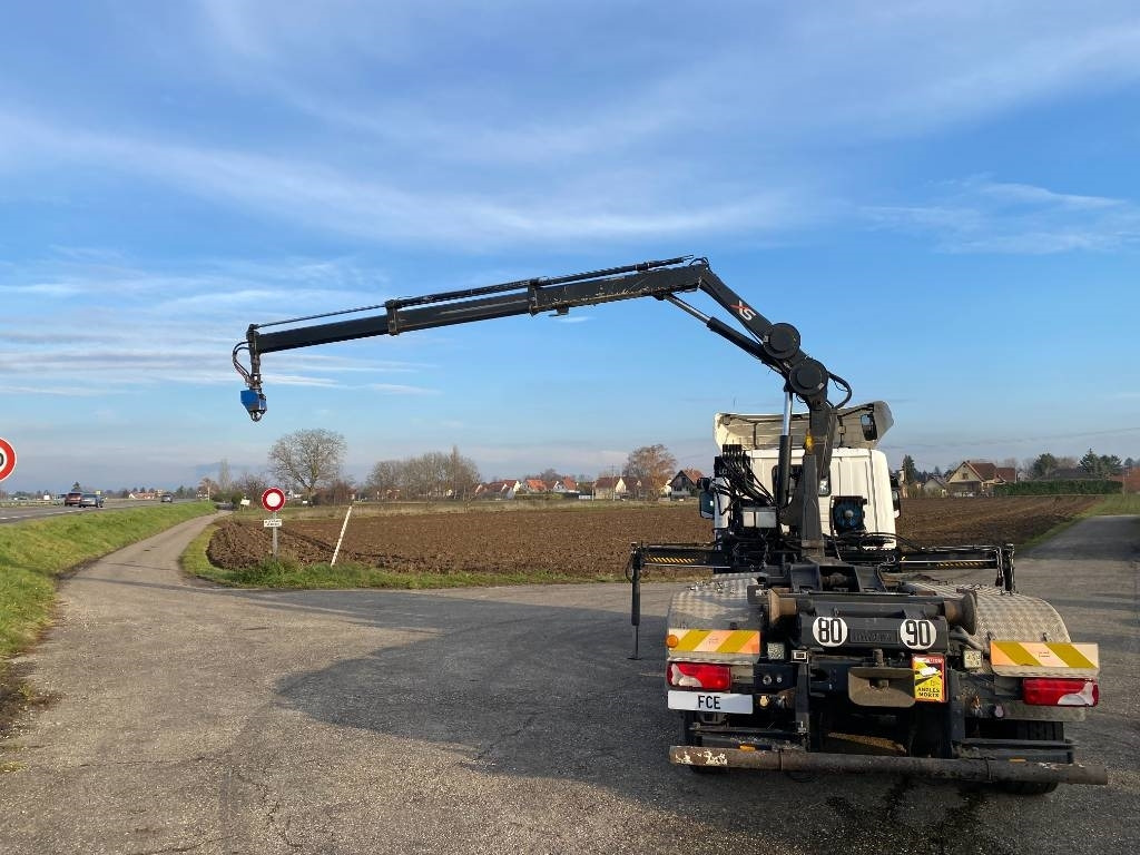 Camión multibasculante Scania P360/HYVALIFT/HIAB 144B a réparer