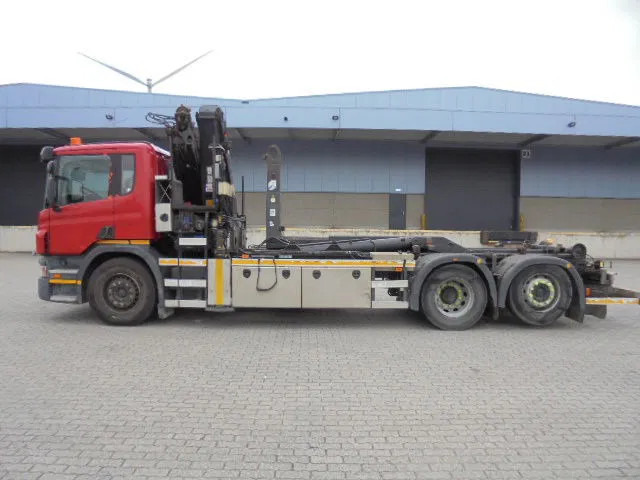 Camión multibasculante Scania P400 6X2